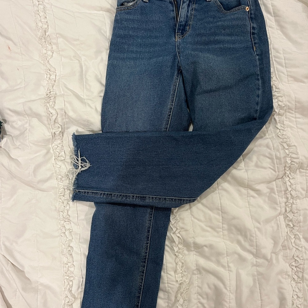 Women's Straight leg Blue Jeans